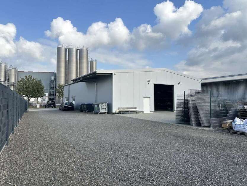 Halle in Eschweiler Weisweiler 1.200.000 € 300 m²