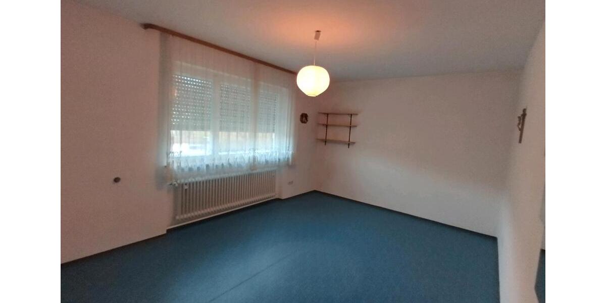 Einfamilienhaus Regensburg Ganghofersiedlung - 8 Zimmer, 245 m&sup2;, 425.000&euro; | Angebot:26096816