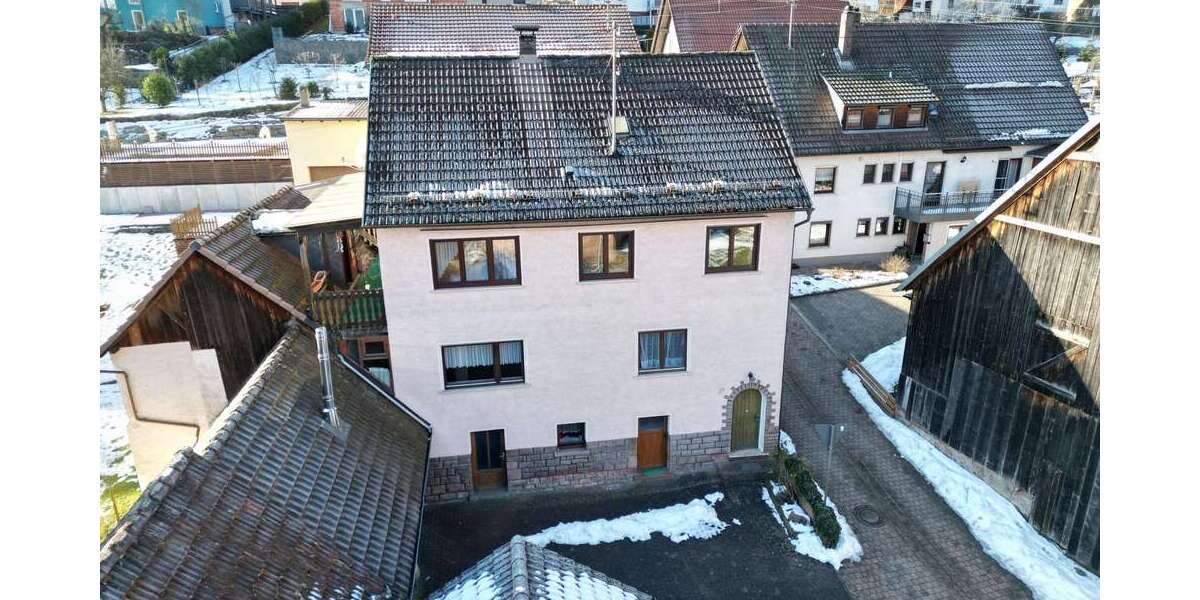 Einfamilienhaus Lohr - 7 Zimmer, 149 m&sup2;, 195.000&euro; | Angebot:24981340