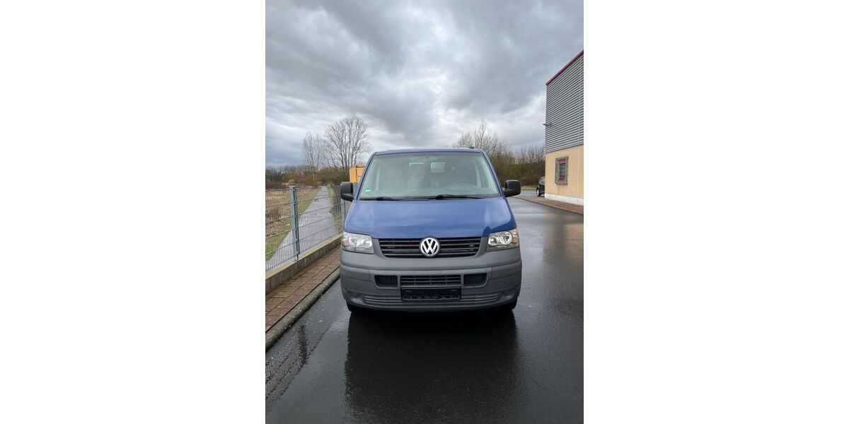 VW T5 Transporter 229.200 km 7.900 &euro; Langgöns 35428