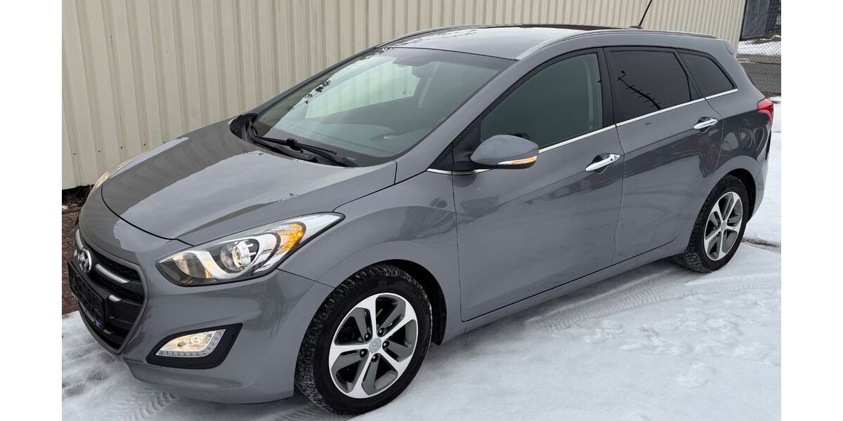 Hyundai i30 101.015 km 12.290 &euro; Wallenhorst 49134