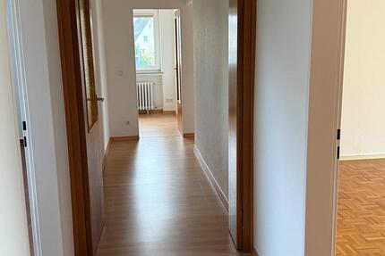 Lichtdurchflutete, renovierte Eigentumswohnung im Hehlentorgebiet 4 zimmer