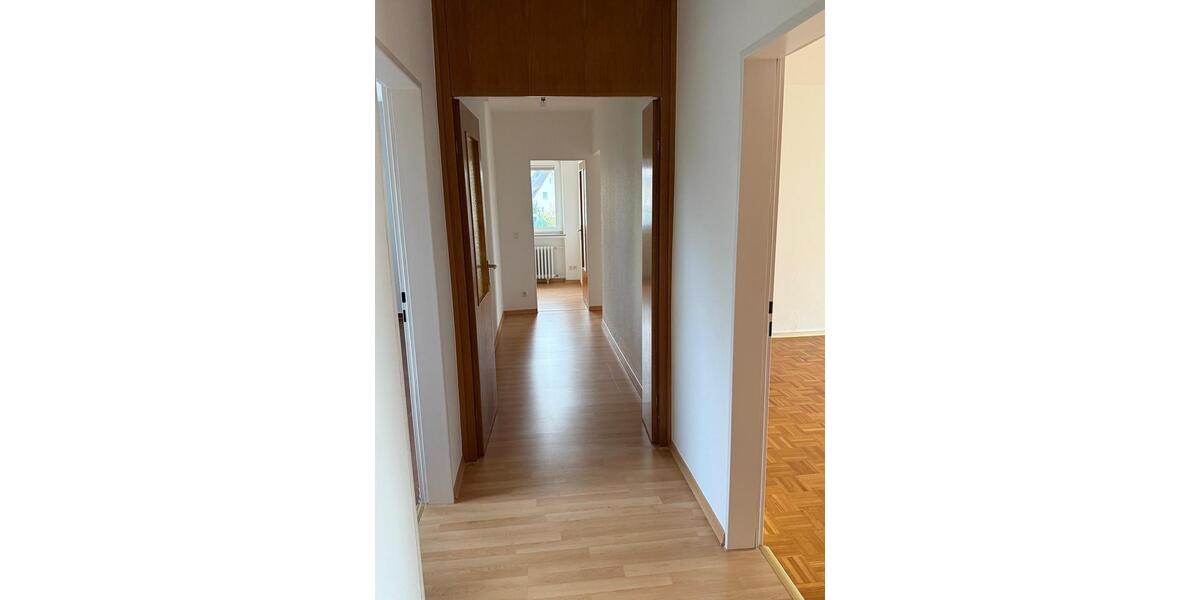 Lichtdurchflutete, renovierte Eigentumswohnung im Hehlentorgebiet 4 zimmer