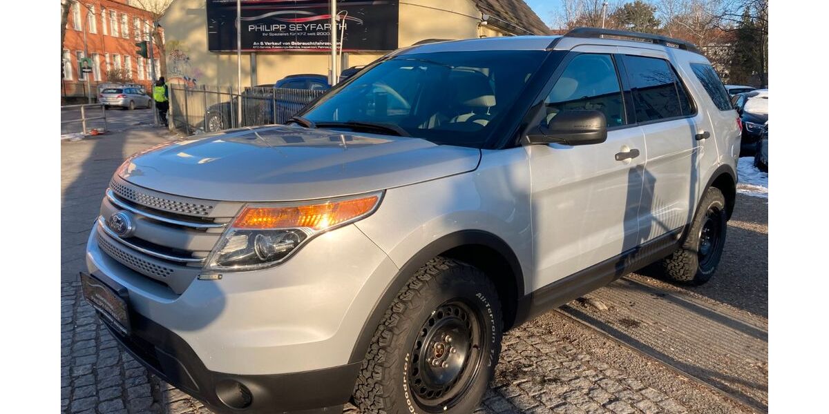 Ford Explorer 184.000 km 11.790 &euro; Berlin - Tempelhof 12107