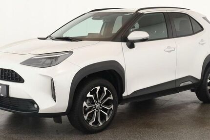 Toyota Yaris Cross 21.800 km 23.684 &euro; Düsseldorf 40233