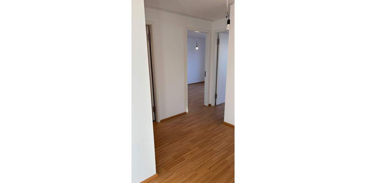 Etagenwohnung Offenbach am Main Hafen - 3 Zimmer, 100 m&sup2;, 1.890&euro; | Angebot:24269296