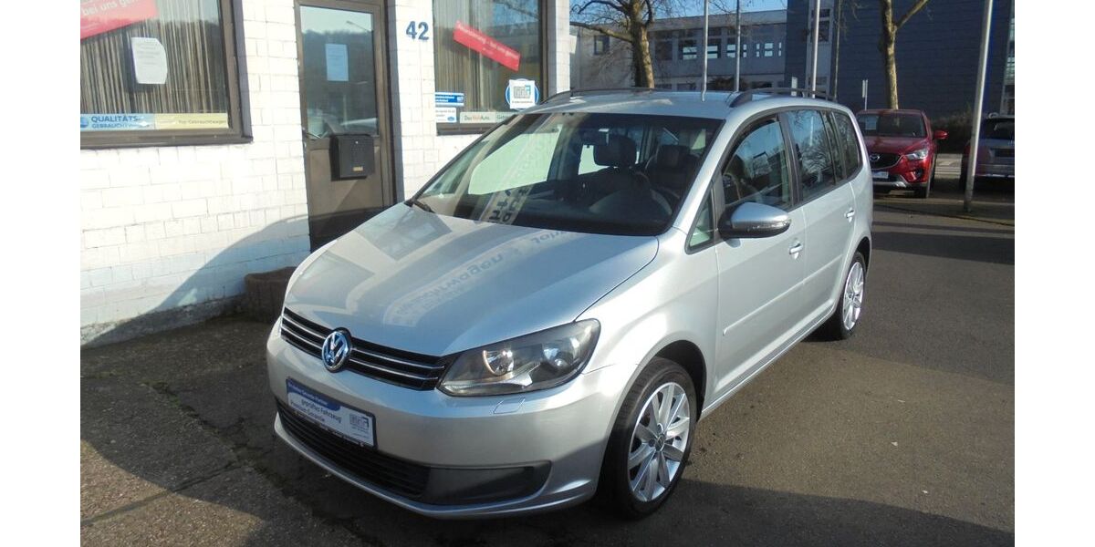 VW Touran 209.000 km 4.950 &euro; Dillingen/Saar 66763