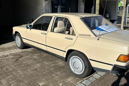 Mercedes-Benz 190 177.400 km 6.500 &euro; Bad Grönenbach 87730