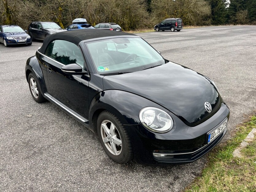 VW Beetle Cabriolet 138.000 km 13.900 € Dresden 01067