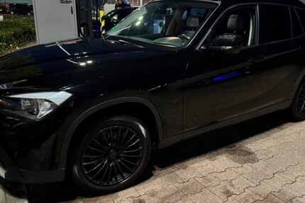 BMW X1 205.000 km 9.999 &euro; Düsseldorf 40213