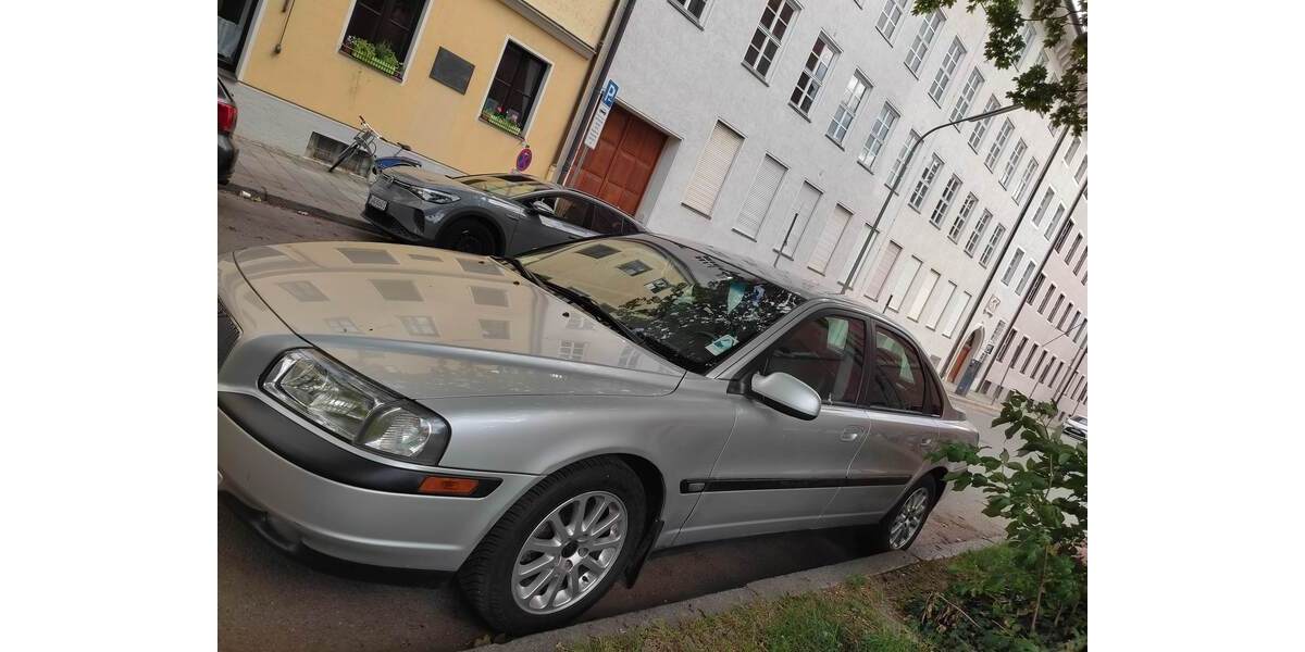 Volvo S80 220.920 km 2.199 &euro; München 81669