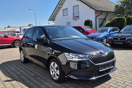 Skoda Fabia 41.400 km 15.490 &euro; Rodgau 63110