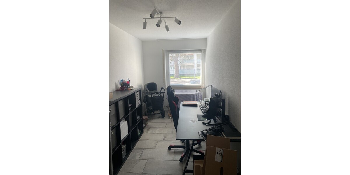 Stadtnah: Schöne 2,5-Zimmer Wohnung mit Einbauküche und Balkon - Etagenwohnung Gaggenau | Angebot:26675708