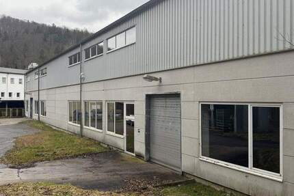 Lagerhalle Produktion 3200qm mit Büro, Dusche, WC zu verkaufen zimmer