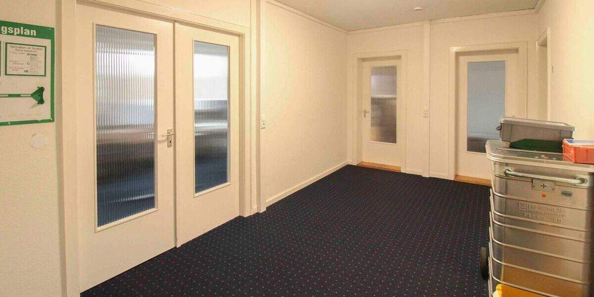 Etagenwohnung Kiel Exerzierplatz - 4 Zimmer, 269 m&sup2;, 640.000&euro; | Angebot:25410922