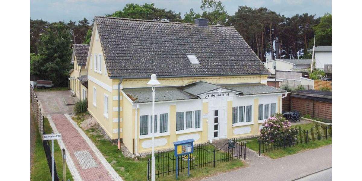 Umgeben von der Ostsee: Grundstück mit 2 Häusern in Thiessow 1 zimmer