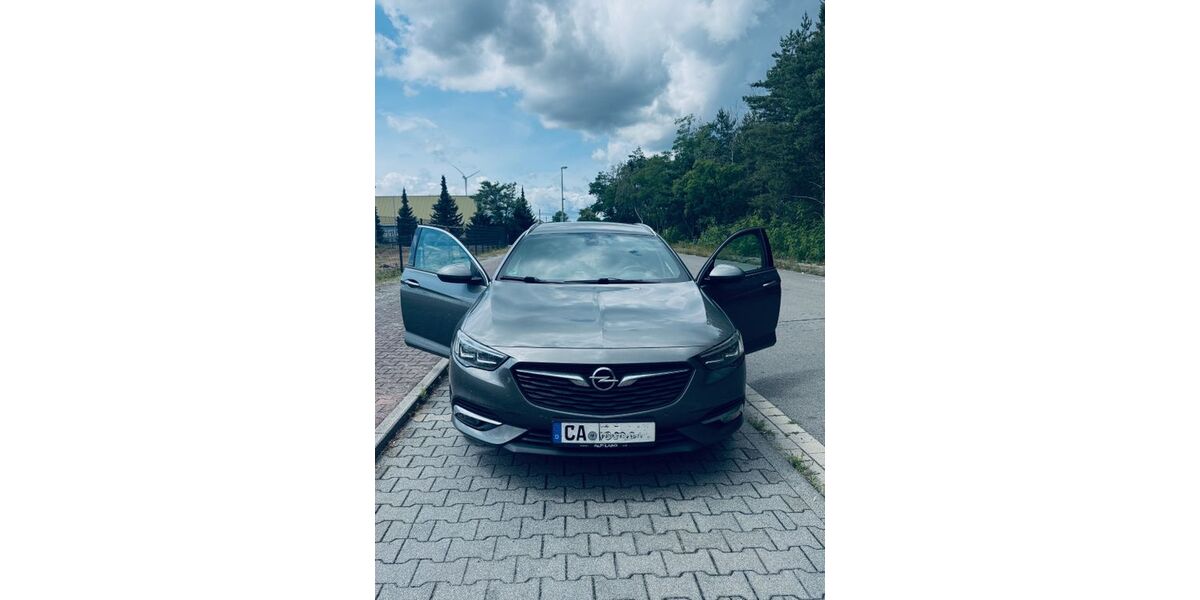Opel Insignia 163.000 km 8.990 &euro; Lauchhammer 01979