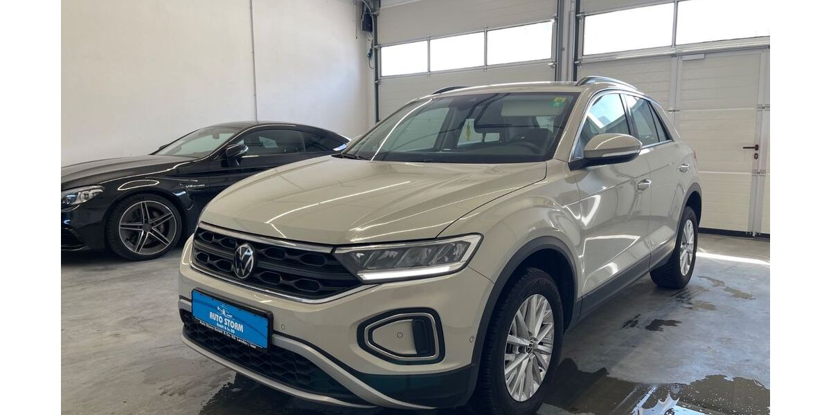 VW T-Roc 45.000 km 24.820 &euro; Landau a.d.Isar 94405