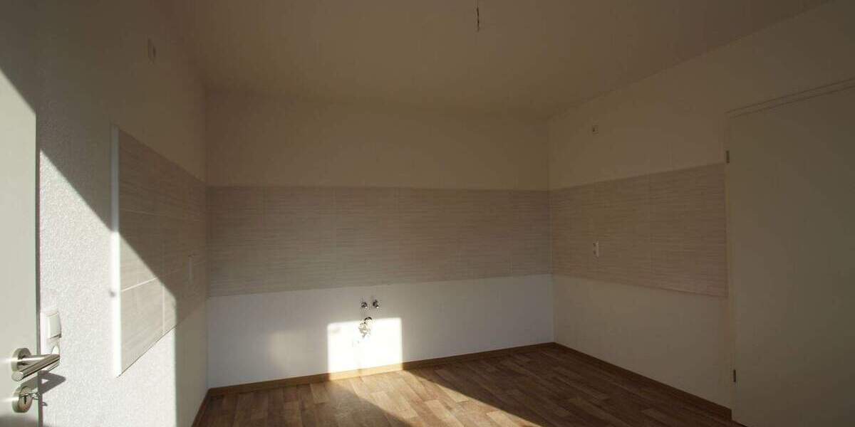 Immobilienpaket bestehend aus EFH, MFH, HH, unsa. HH in Oschatz zimmer