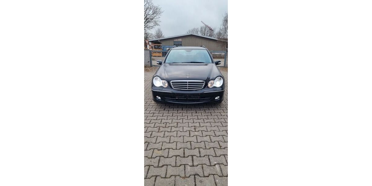 Mercedes-Benz C 280 199.910 km 1.650 &euro; Bruckmühl 83052