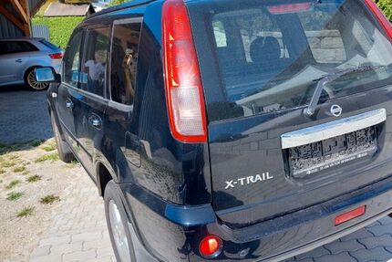 Nissan X-Trail 153.000 km 2.690 &euro; Hall in Tirol 06060