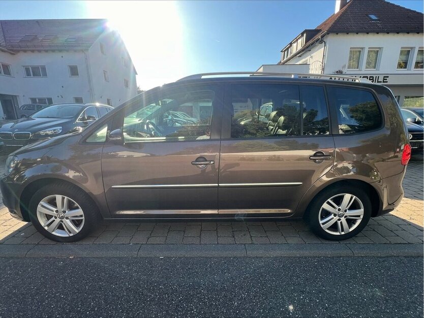 VW Touran Highline1.4 TSI Leder Pano 7-Sitzer 153.000 km 7.490 € Neckarsulm 74172