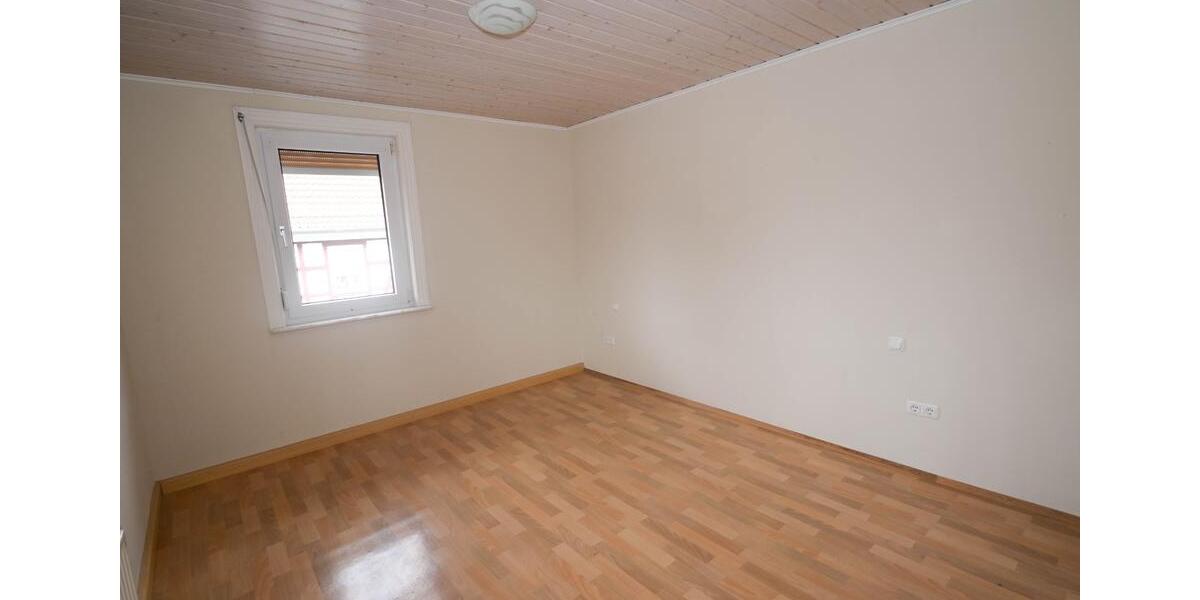 Etagenwohnung Tann (Rhön) - 3 Zimmer, 80 m&sup2;, 920&euro; | Angebot:25934782