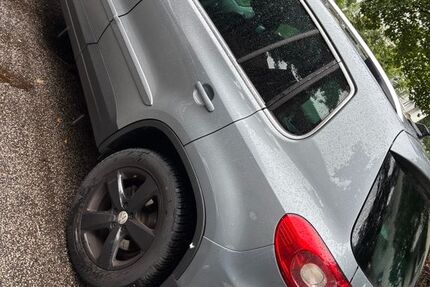 VW Tiguan 239.000 km 6.300 &euro; Neugraben 21147