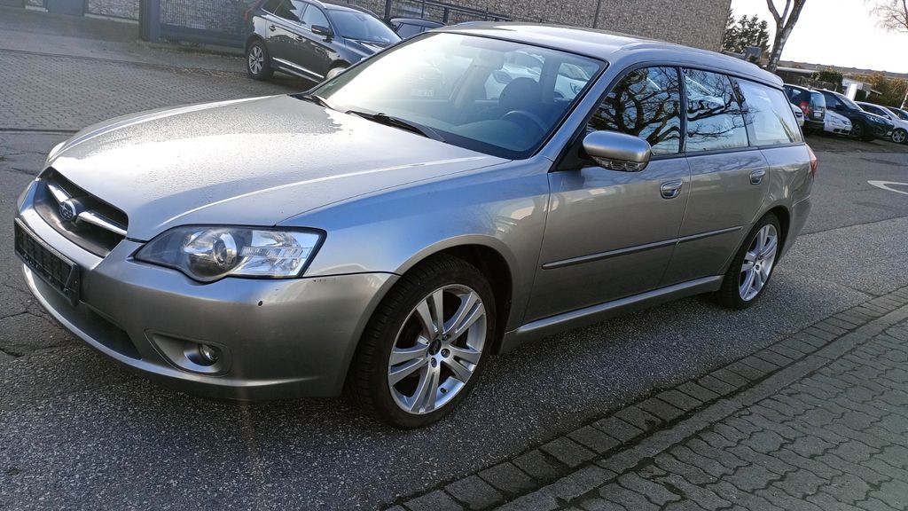 Subaru Legacy 174.000 km 3.999 &euro; Bargteheide bei Hamburg 22941