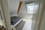 Dachgeschoßwohnung Zetel - 3 Zimmer, 90 m&sup2;, 800&euro; | Angebot:25022869