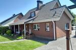 Einfamilienhaus mit großzügigem Grundstück und Nebengelass 3.5 zimmer