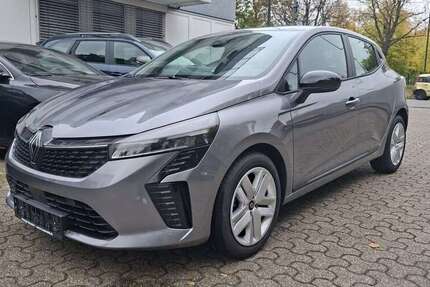 Renault Clio 3.000 km 15.750 € Düsseldorf 40231