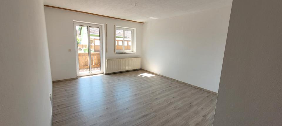 Etagenwohnung Furth im Wald - 3 Zimmer, 78 m&sup2;, 570&euro; | Angebot:26670253