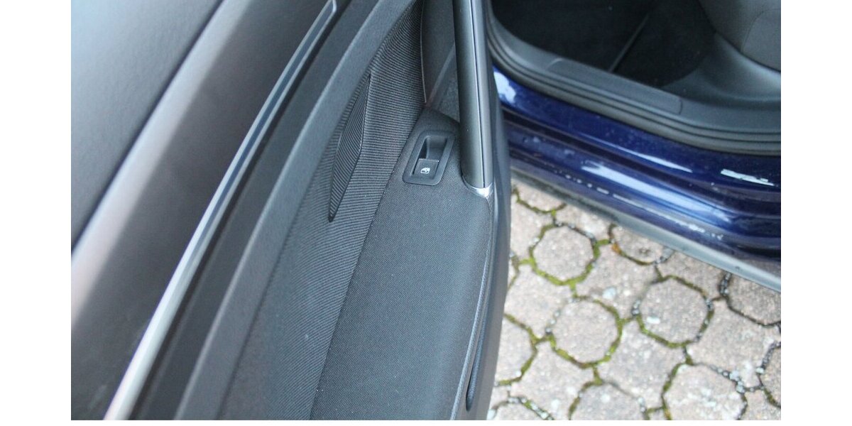 VW Golf VII GTI Performance DSG/NAVI/LED/ACC 90.985 km 20.500 &euro; Höchstenbach 57629