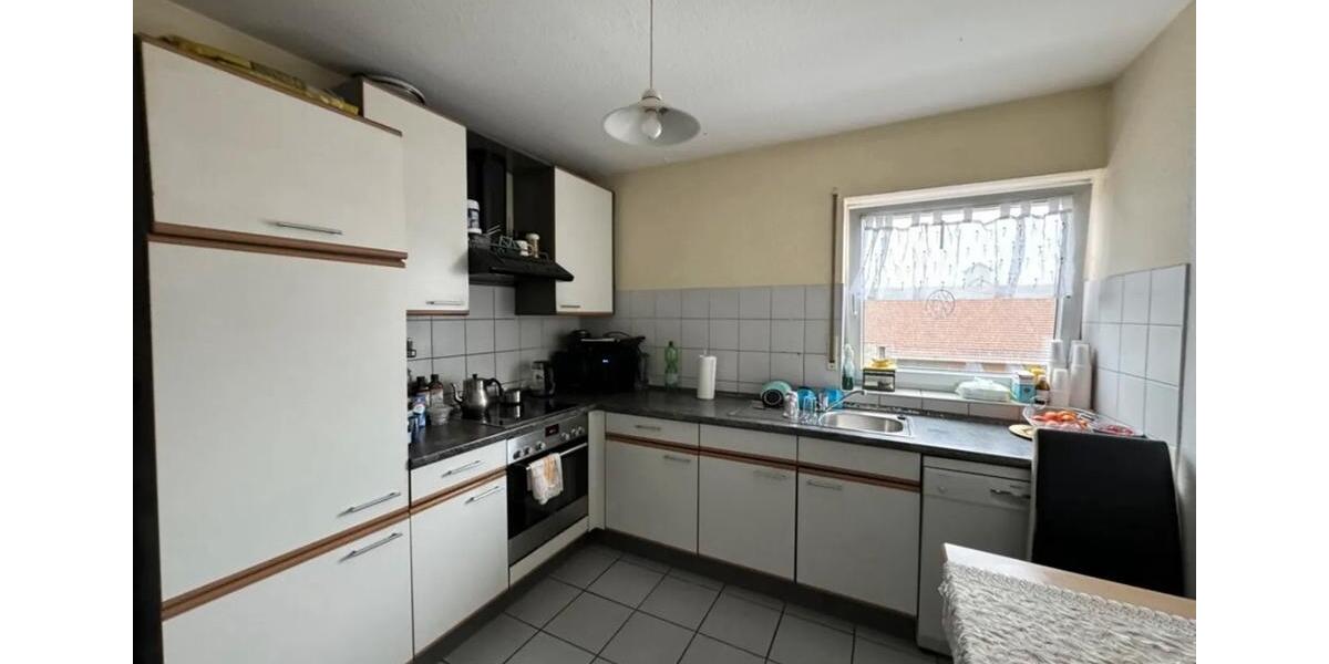 Dachgeschoßwohnung Gau-Bickelheim Bickelheim - 5 Zimmer, 125 m&sup2;, 250.000&euro; | Angebot:25989661