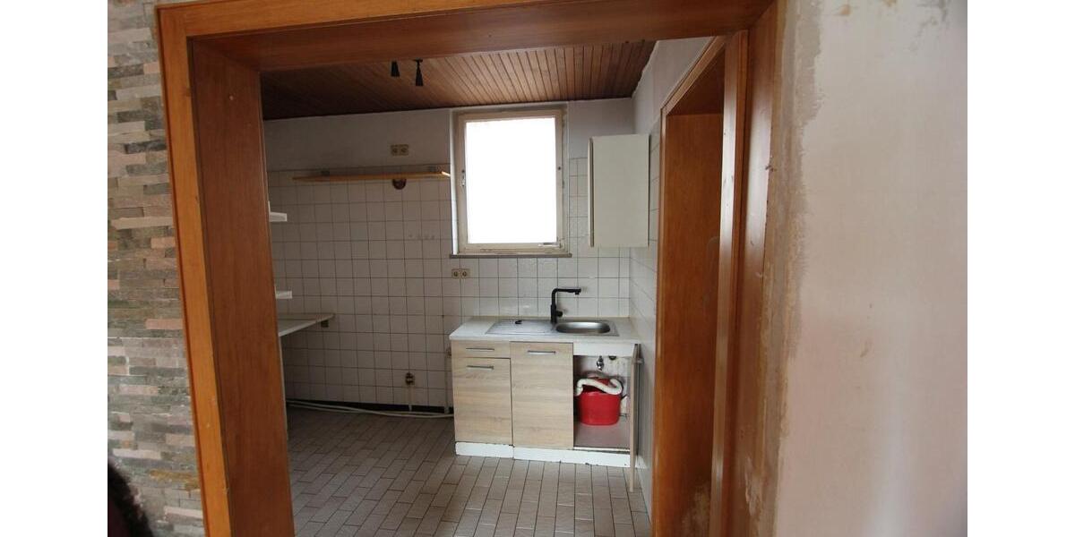 Einfamilienhaus Mehren - 7 Zimmer, 223 m&sup2;, 190.000&euro; | Angebot:26837980