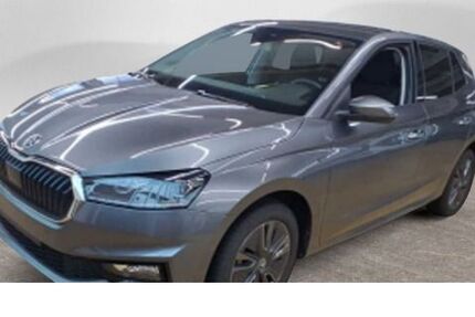 Skoda Fabia 22.824 km 18.190 &euro; Lemgo 32657
