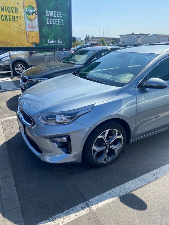 Kia ceed Sportswagon 111.000 km 15.000 € Bad-Kreuznach 55543