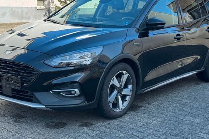 Ford Focus 94.000 km 16.999 € Limburg-Linter 65550