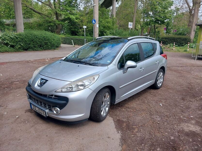 Peugeot 207 210.000 km 2.190 € Titz 52445