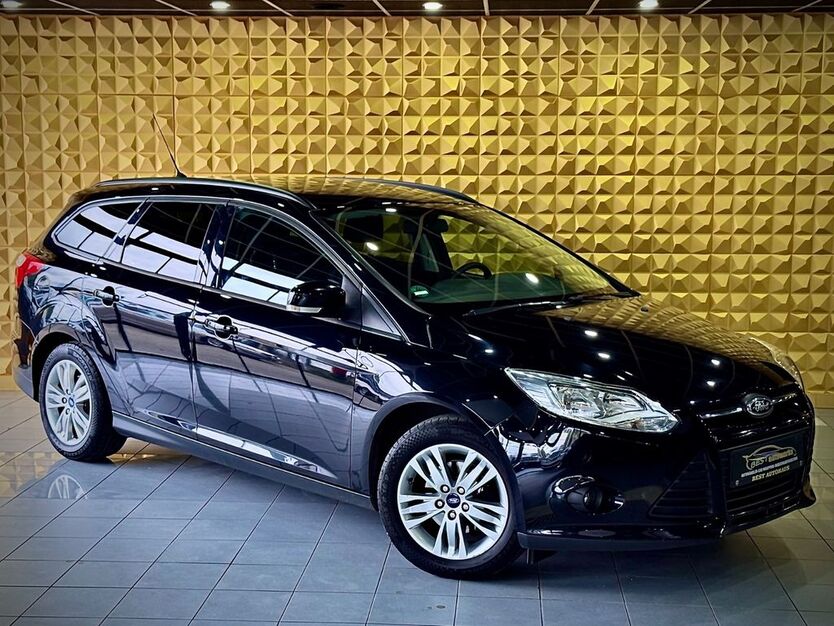 Ford Focus 172.304 km 5.100 € Eningen unter Achalm 72800
