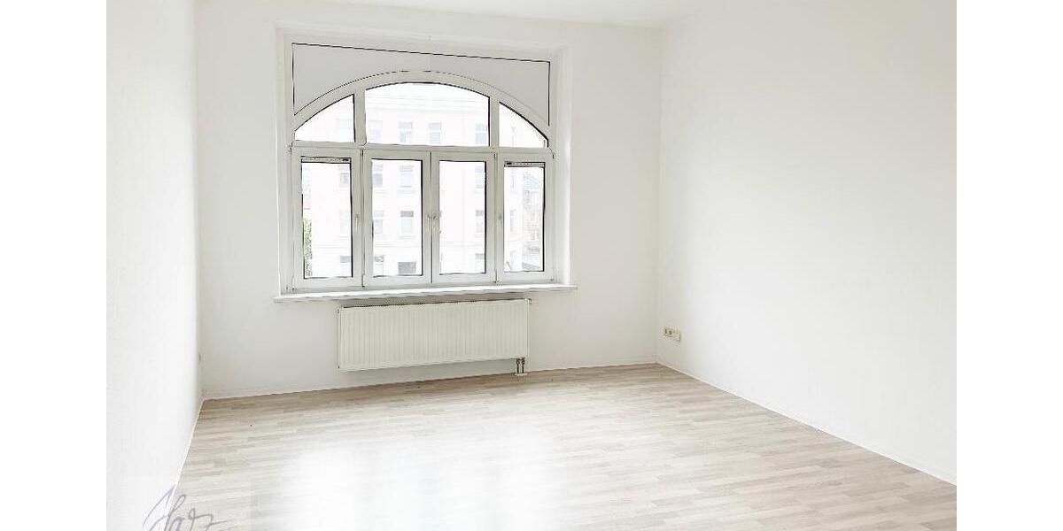 Etagenwohnung Riesa - 2 Zimmer, 73 m&sup2;, 395&euro; | Angebot:26400675