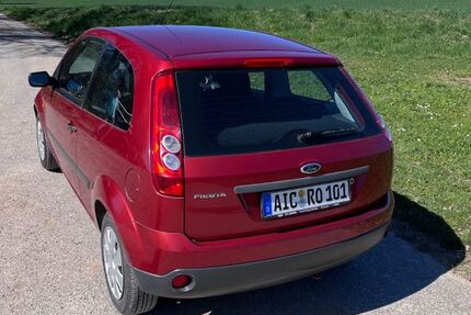 Ford Fiesta 120.839 km 2.750 &euro; Aichach 86551