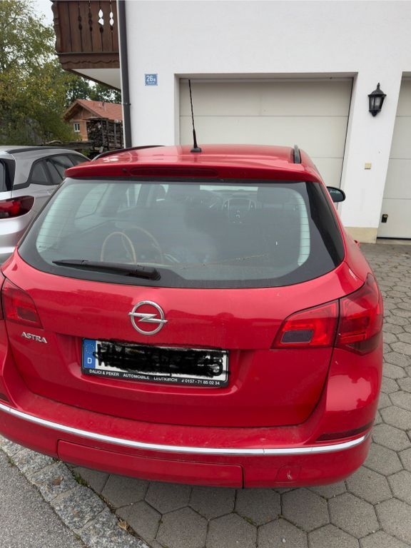 Opel Astra 156.000 km 7.000 € Eberfing 82390