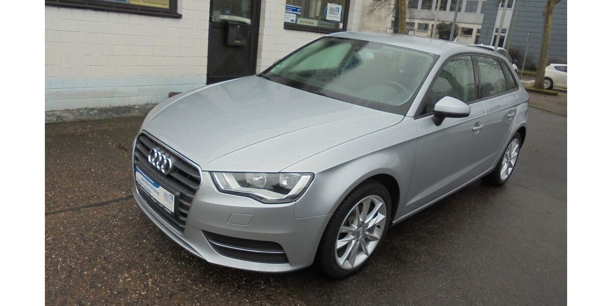 Audi A3 129.000 km 13.450 &euro; Dillingen/Saar 66763