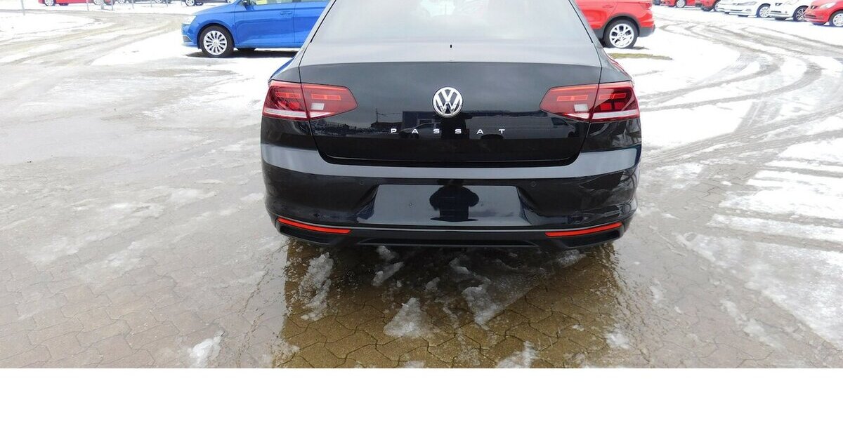 VW Passat 2.0 Bussiness BMT TDI Standhei.Navi Klima 36.500 km 22.990 &euro; Vordorf 38533