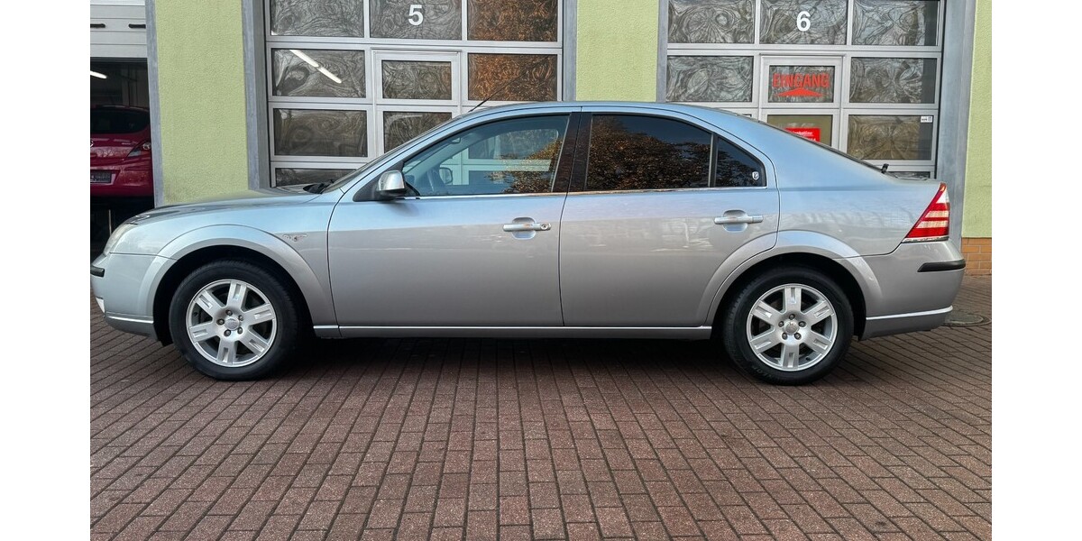 Ford Mondeo 124.651 km 3.490 &euro; Berlin 10178