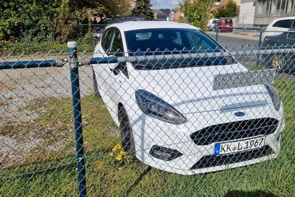 Ford Fiesta 64.500 km 12.399 &euro; Willich 47877