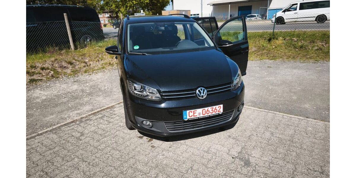 VW Touran 200.000 km 8.990 &euro; Celle 29227