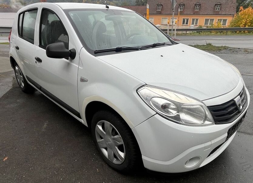 Dacia Sandero 179.000 km 1.450 € Bad Berneck 95460